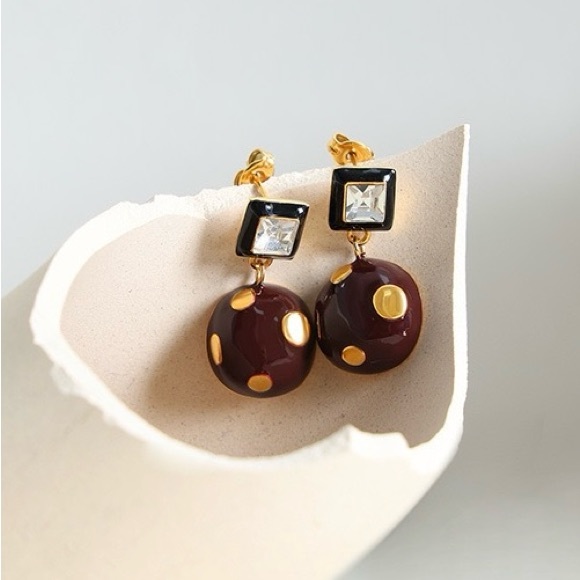 18K Gold Vintage Earrings*Enamel Earrings*Vintage Inspired*Waterproof Sweatproof - Picture 2 of 4